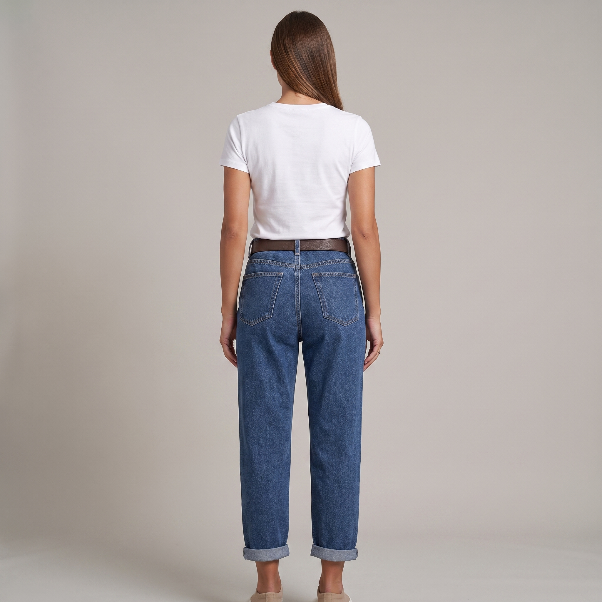 Women's High-Waisted Blue Denim Mom Jeans with Straight Leg