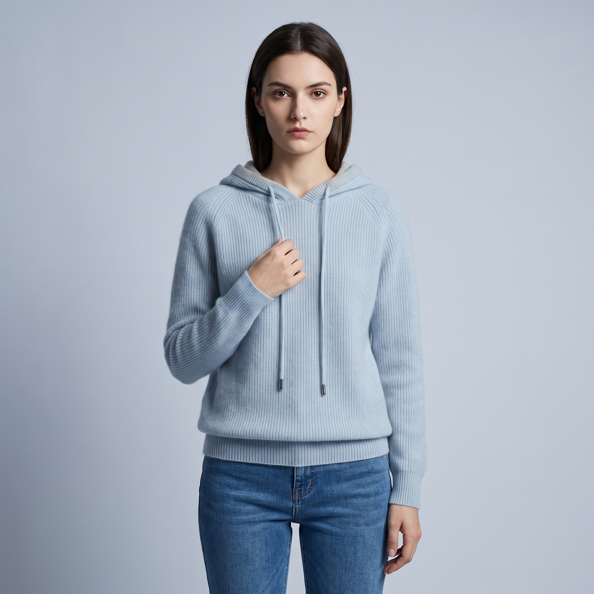 Women’s Hoodie Relaxed and Elegant Fit