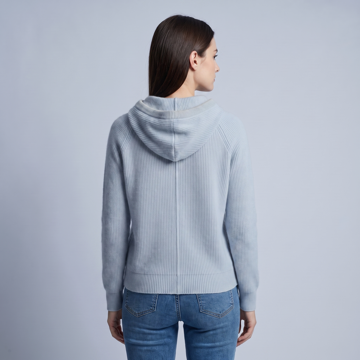 Women’s Hoodie Relaxed and Elegant Fit