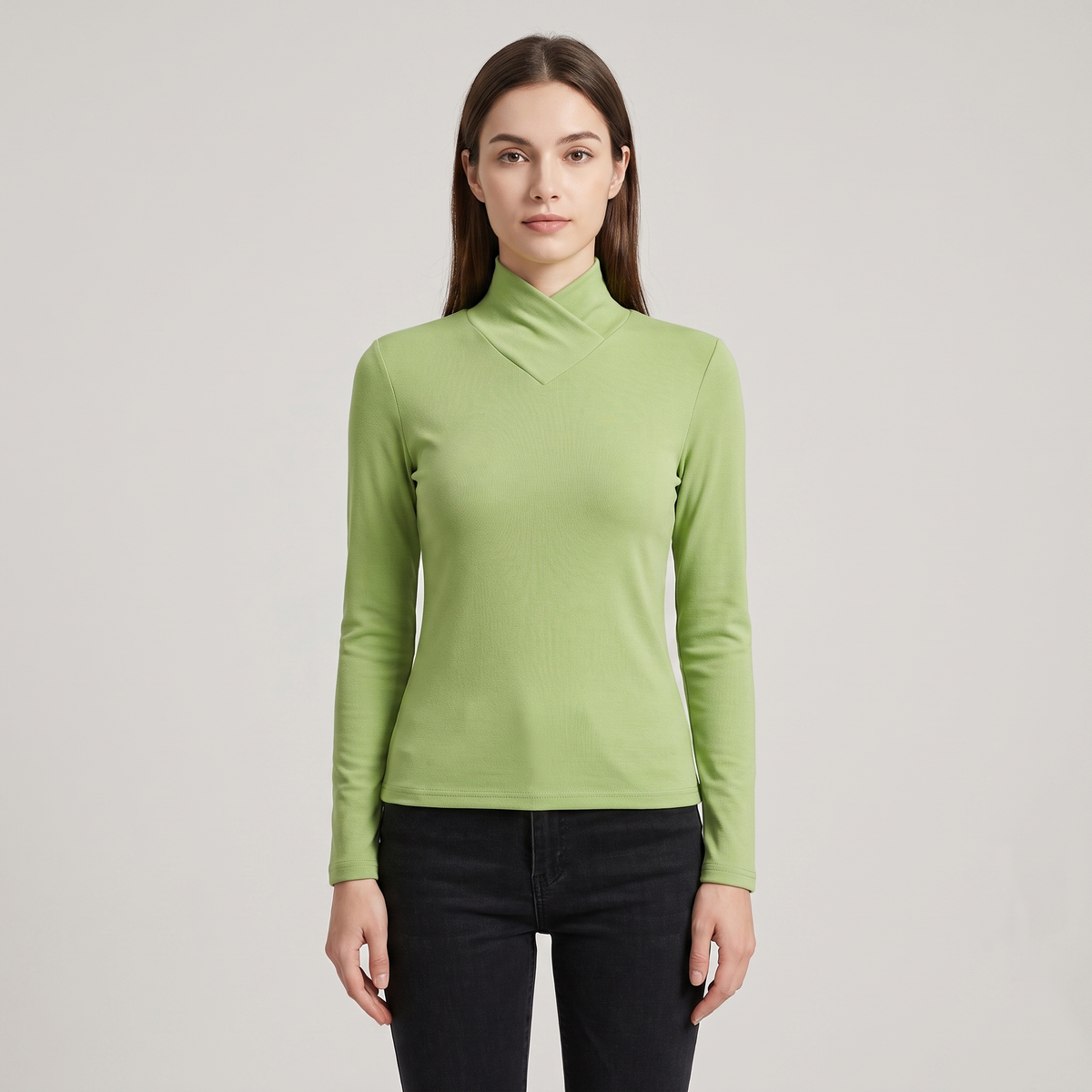 Women’s Turtleneck Sweater – Slim-Fit, Elegant