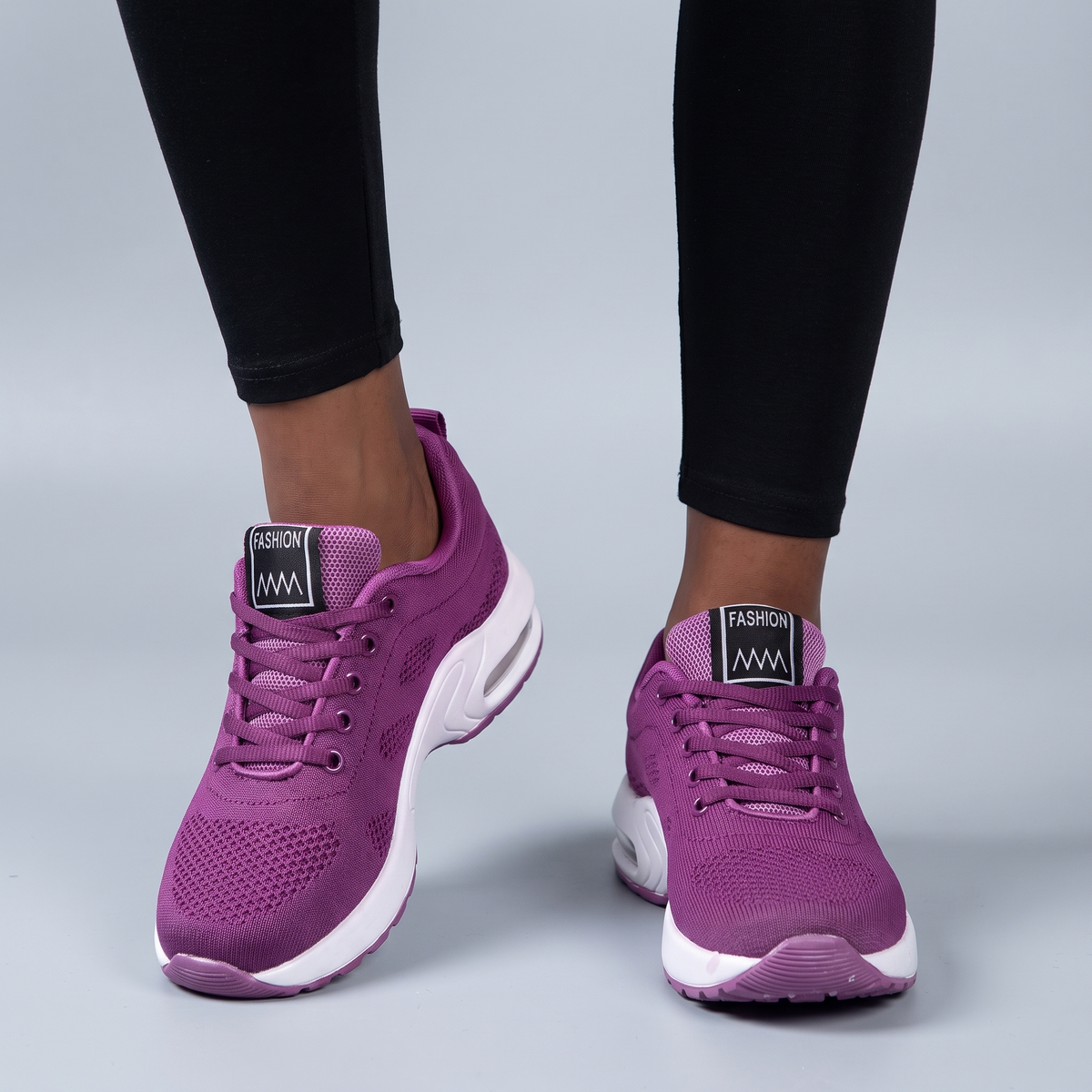Comfortable Women’s Orthopedic Sneakers with Slim-Fit Design