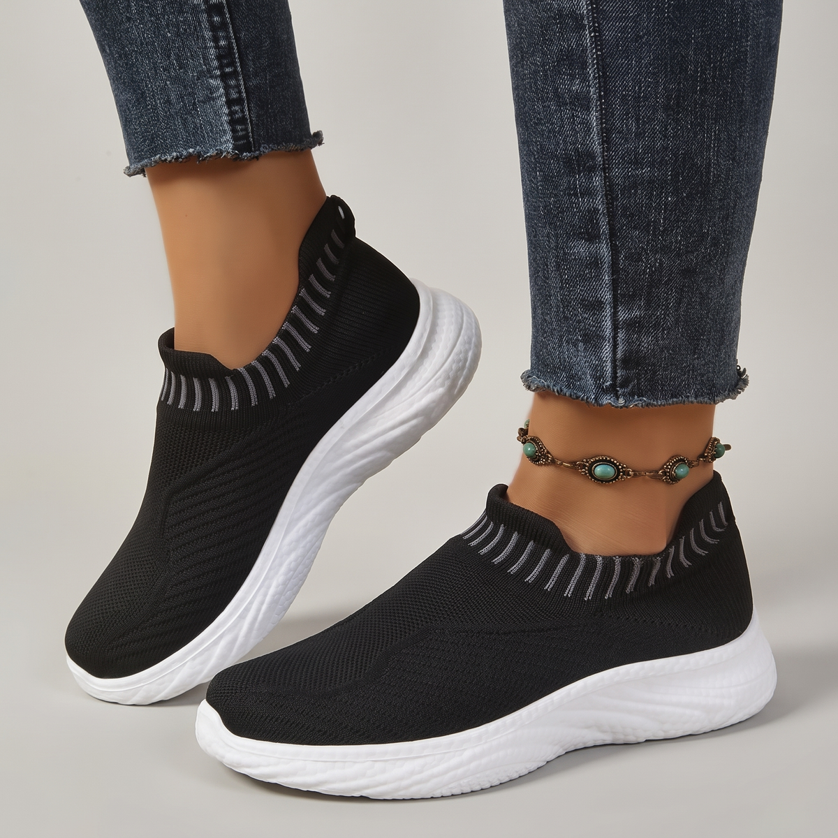 Women’s Lightweight Orthopedic Slip-On Sneakers