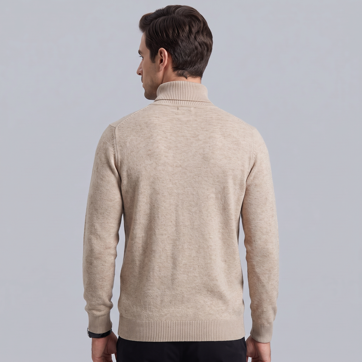Soft Winter Turtleneck Sweater with Tailored Details