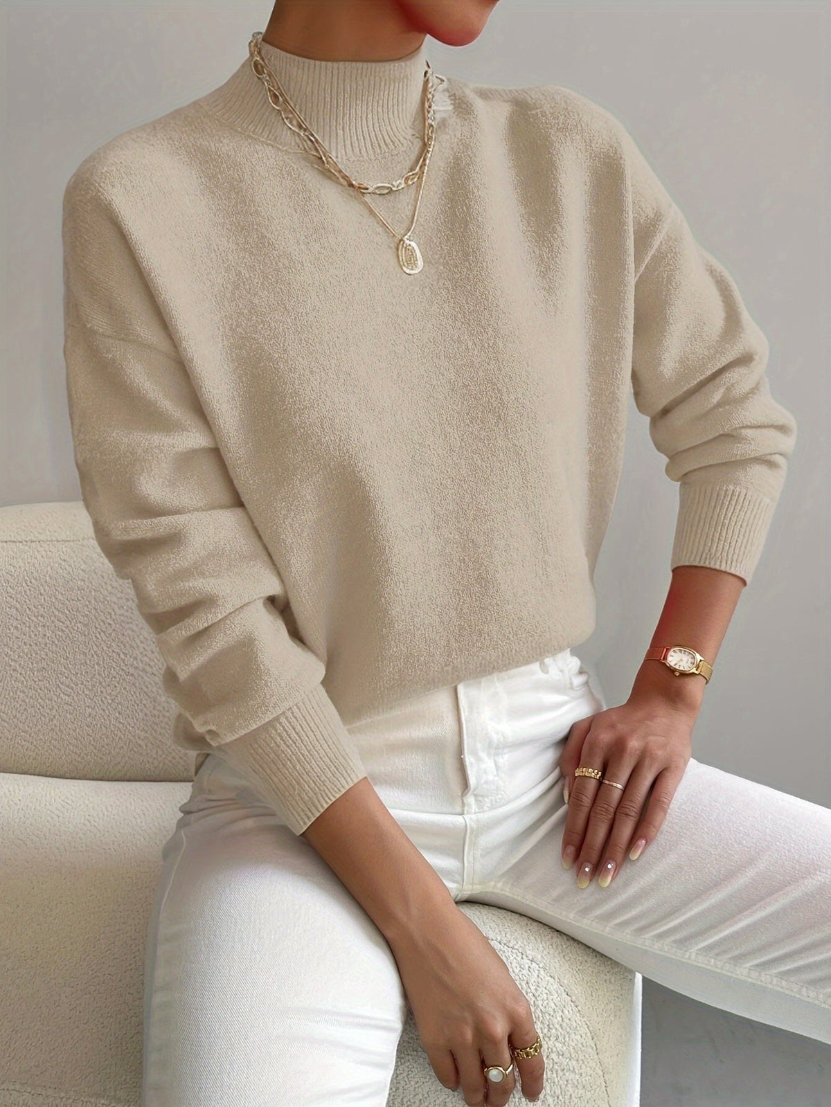 Women’s Turtleneck Sweater – Slim-Fit, Elegant